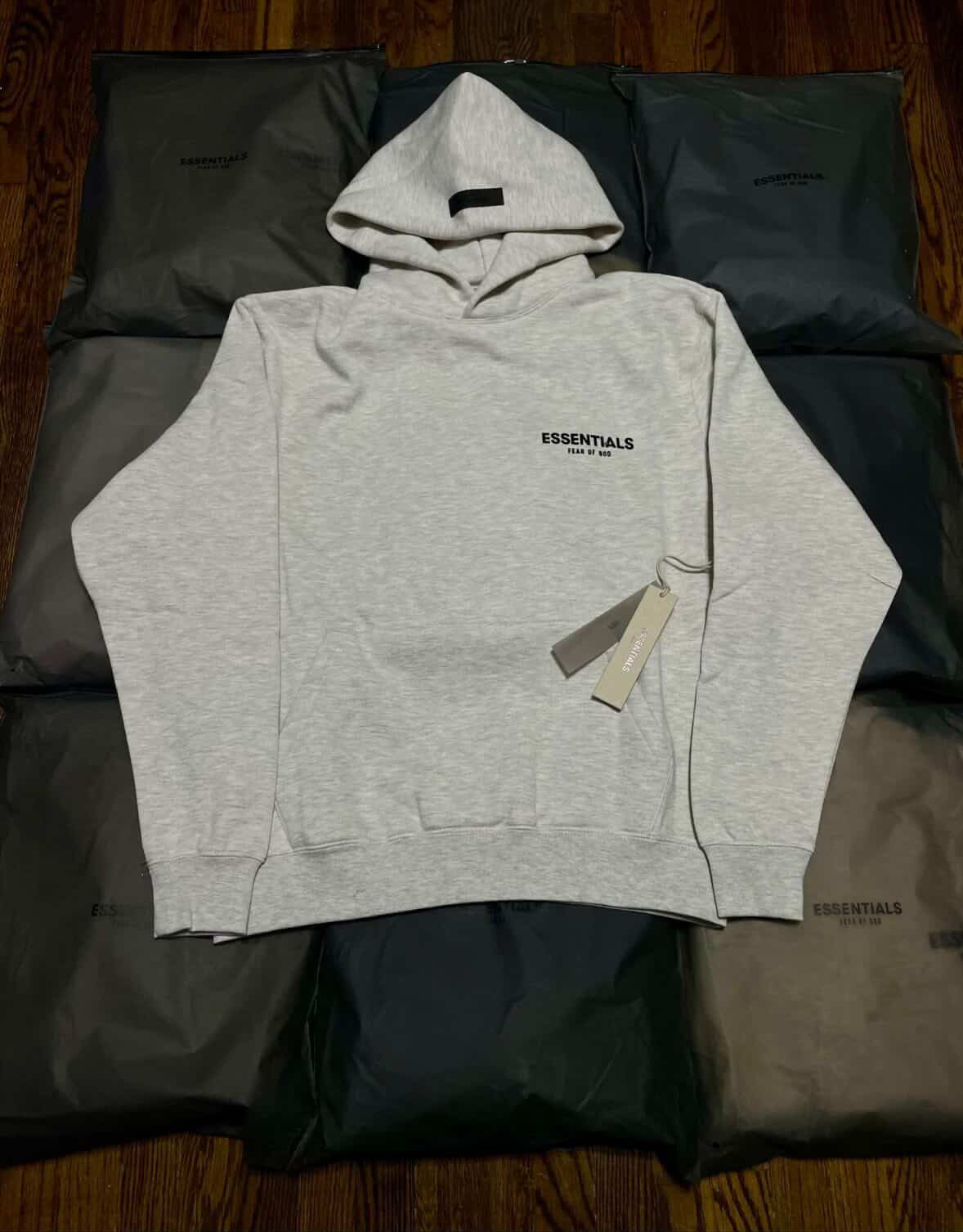 Essential hoodie